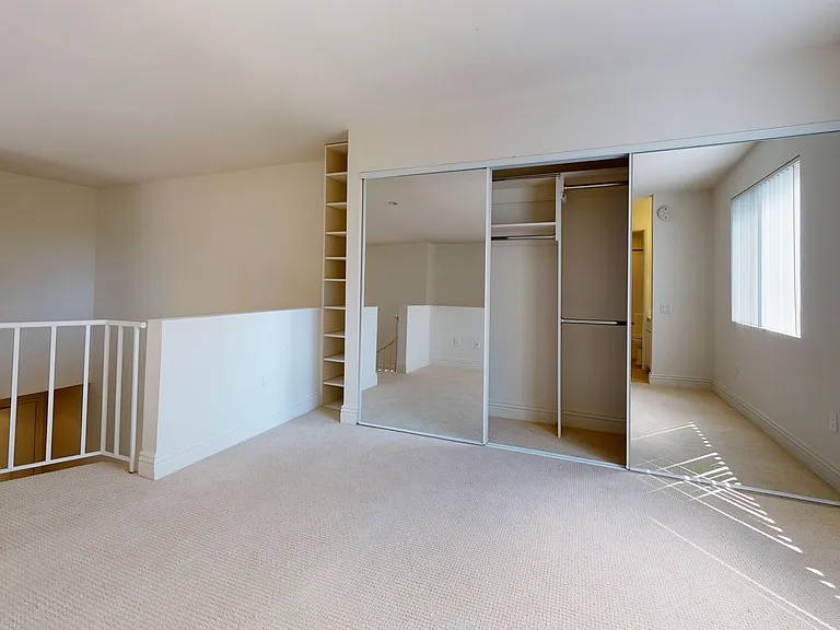Clark Apartments...Gorgeous 2 Story Penthouse...Full Amenities...CALL NOW! — Photo 8