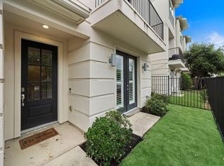 2509 Garrow St #B, Houston, TX 77003