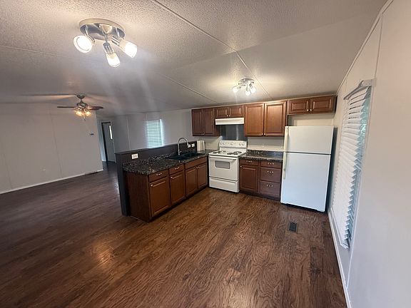 3rd image of 711 County Road 136a
