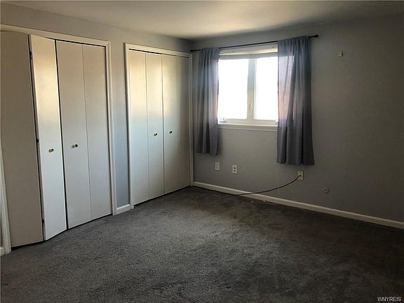 5th image of 140 Old Lyme Dr APT 7