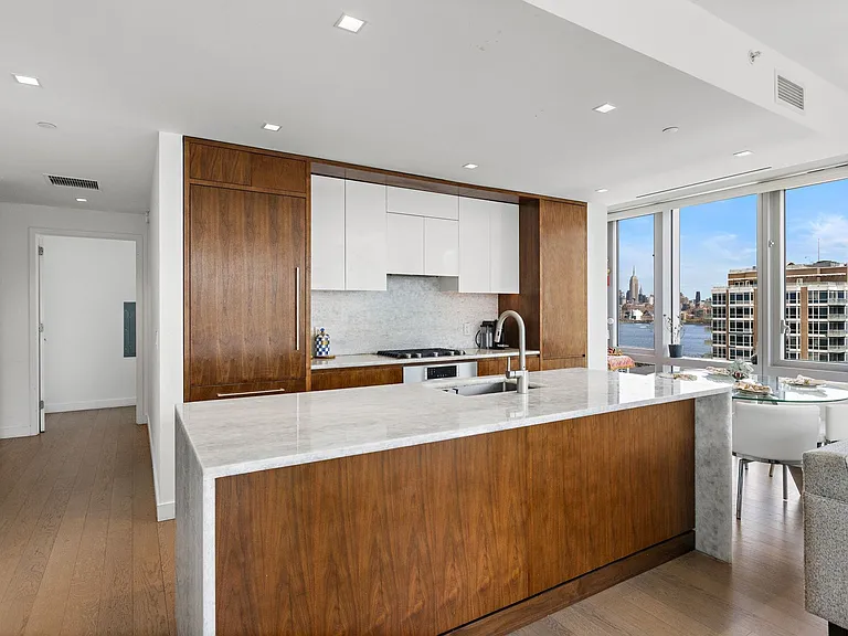 75 Park Ln S #1607 — Photo 6