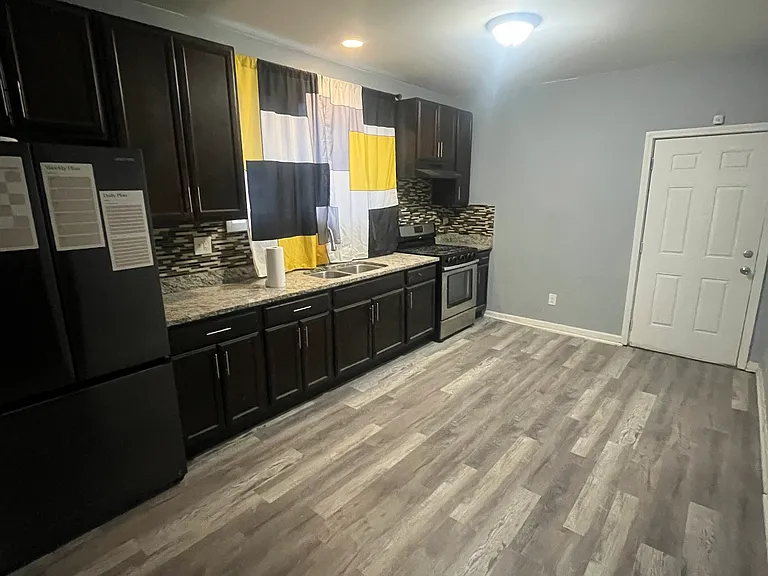8352 S Peoria St #1 — Photo 10