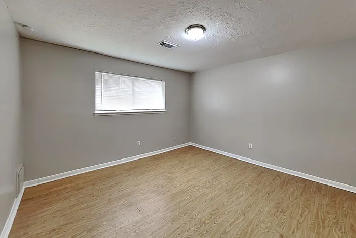 4313 Lariat Dr — Photo 13