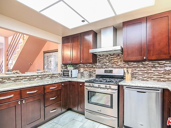 5th image of 2900 Fairway Ave APT 605