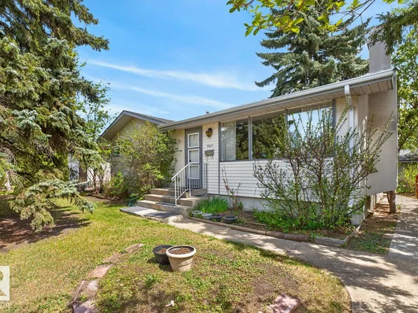 5611 115th St NW, Edmonton, AB T6H 3P5