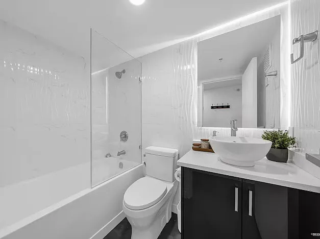 1 bed, $2,950 — Photo 3
