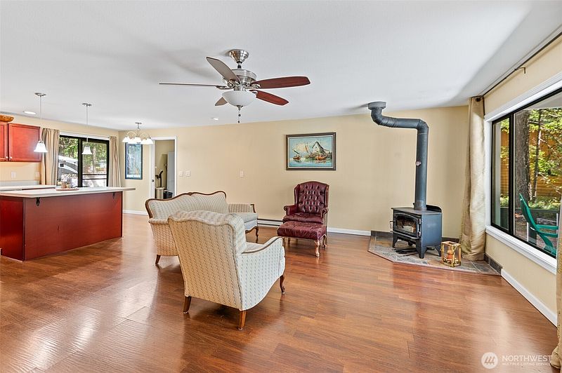 4th image of 81 N Buckhorn Court