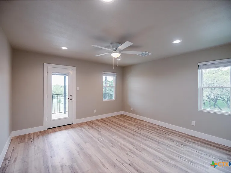 1165 Eagle Flight Dr — Photo 2