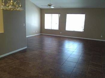 3rd image of 6071 Annmillie Ave