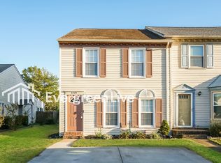 4773 Woods Edge Rd, Virginia Beach, VA 23462
