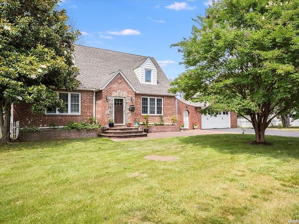 27 Muncey Road, Bay Shore, NY 11706 Zillow