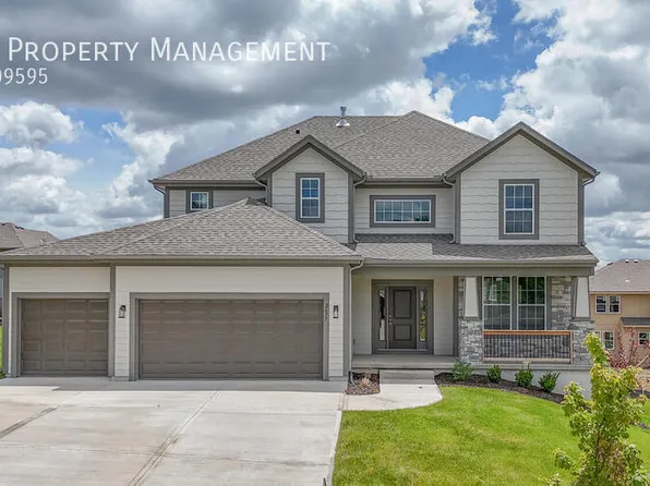 2677 W Dartmouth St, Olathe, KS 66061