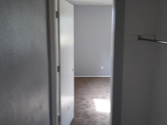 3rd image of 3841 W Erie Ave