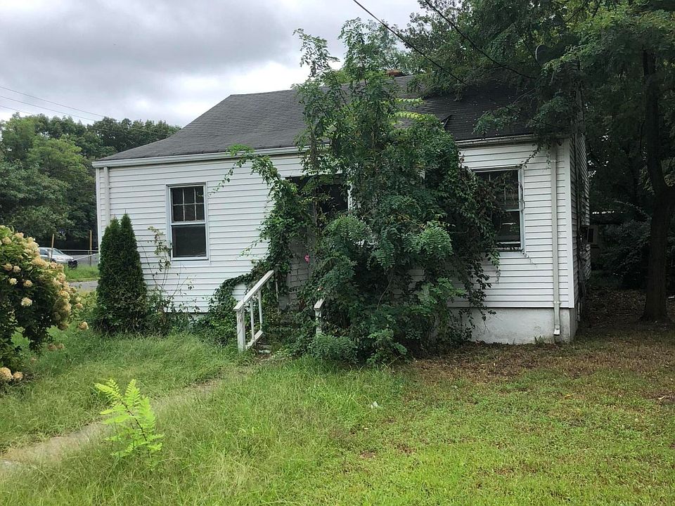 1st image of 773 River Ave