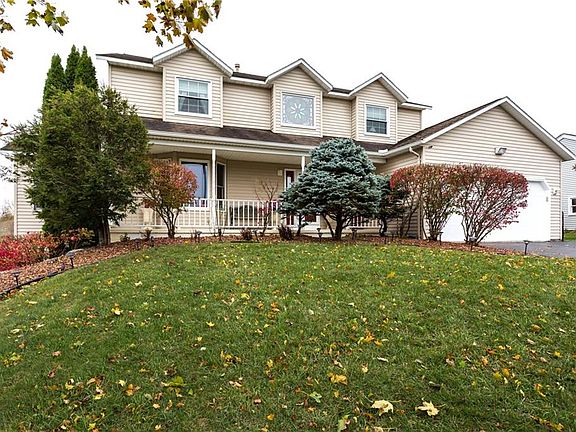 2nd image of 6007 Singletree Ln