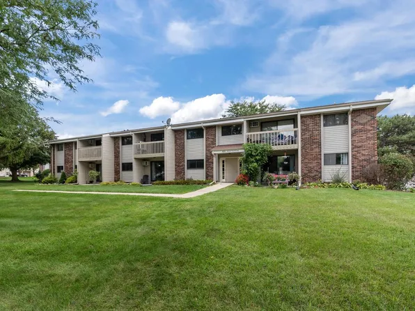 625 Westridge DRIVE #2, West Bend, WI 53095