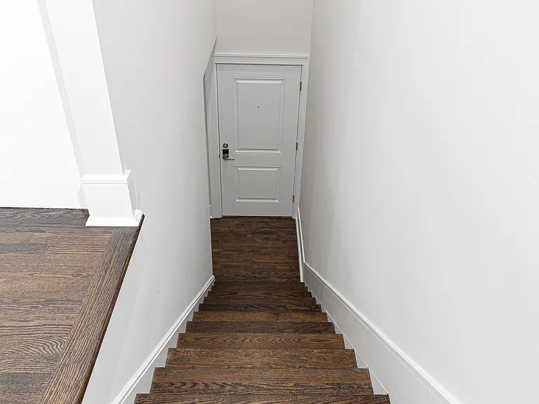 38 Poe Ct — Photo 8