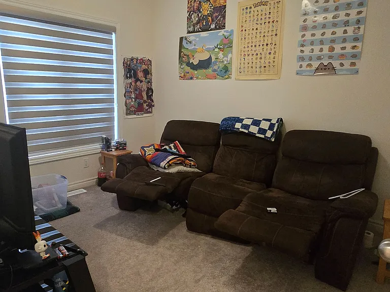 1241 Rexton Dr — Photo 16