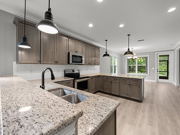 5th image of 29 Pintail Blvd