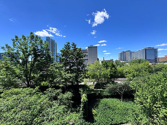 3rd image of 800 Elgin Rd APT 718