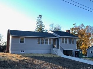 16 Forest Hills Dr, New Fairfield, CT 06812