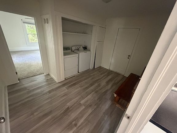 5th image of 178 E Church St