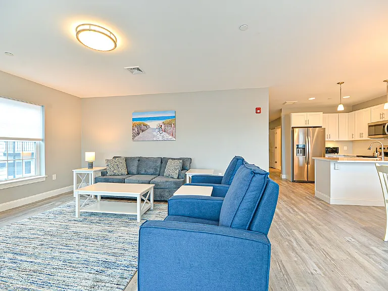435 Ocean Blvd #205 — Photo 4