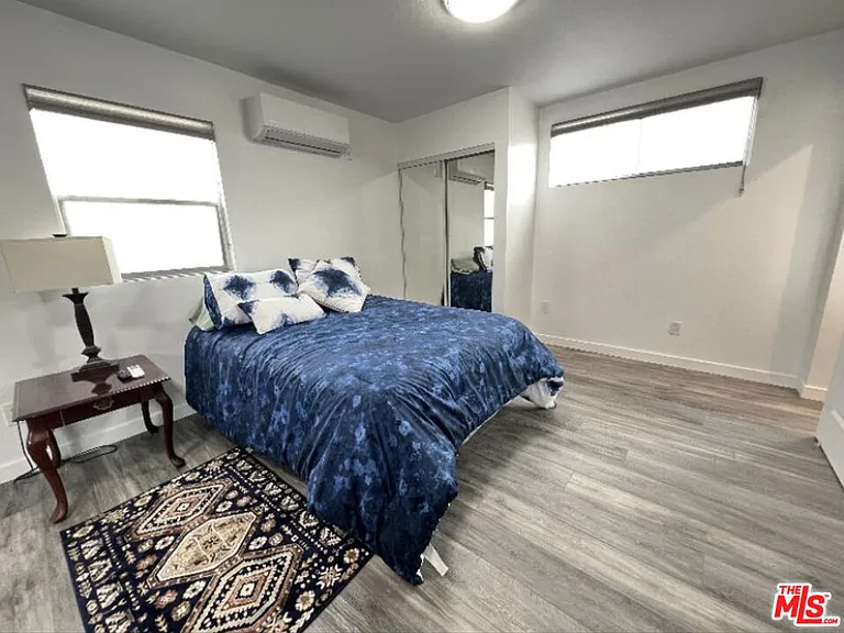 332 W Ellis Ave #ADU — Photo 5