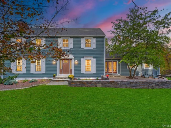 57 Kingwood Drive, Poughkeepsie, NY 12601