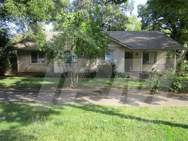 143 W 3rd Ave — Photo 8