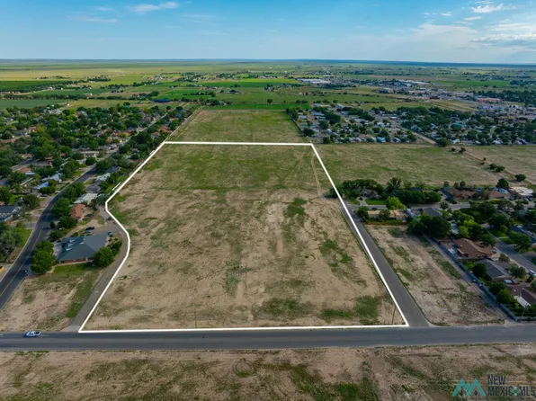 613 W Mescalero Rd, Roswell, NM 88201