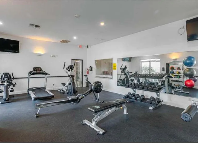 6004 Hemingway Cir #6004 — Photo 21