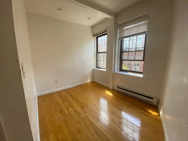 9 Charter St #3 — Photo 24