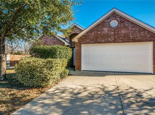 3202 Guiding Light Dr, Dallas, TX 75228