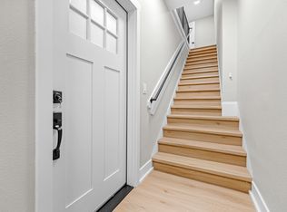 1412 23rd St UNIT 2, Everett, WA 98201