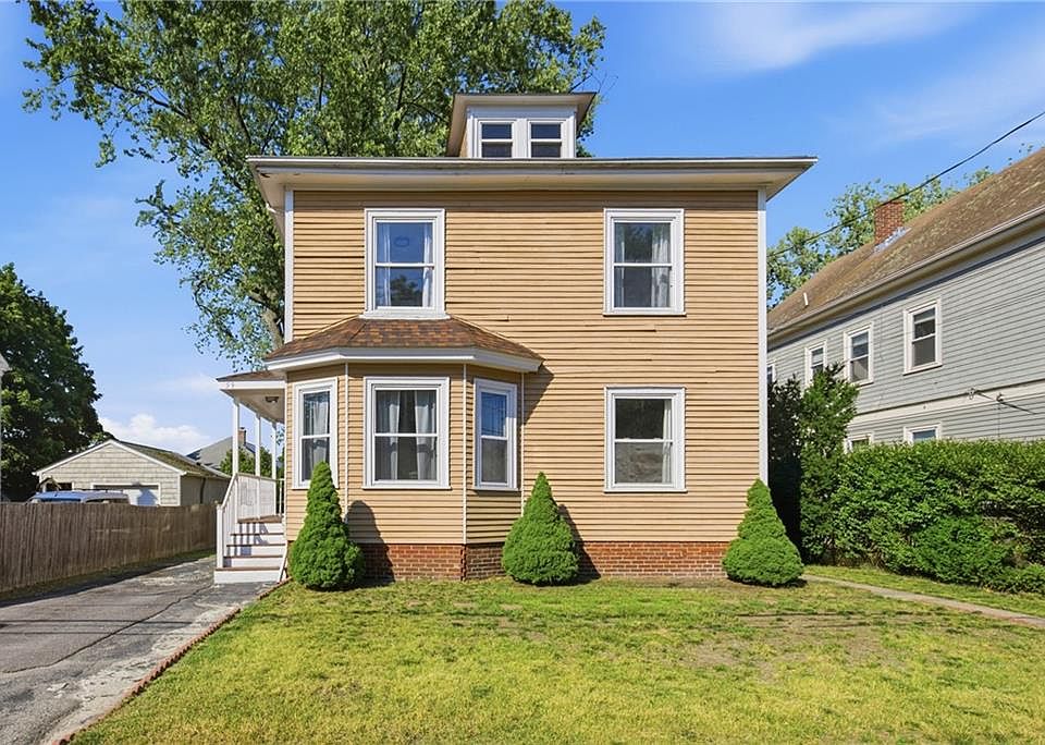 1st image of 59 Bourne Ave
