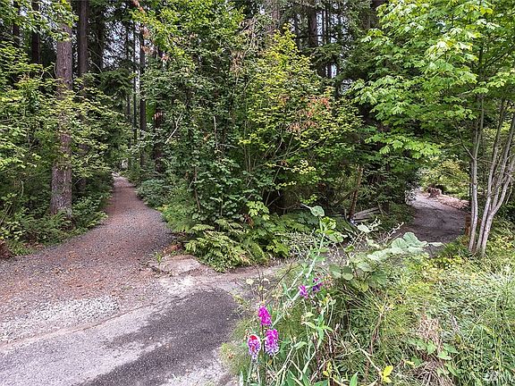 2nd image of 5531 244th St SE