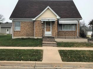 607 Jefferson St, Bellevue, IA 52031