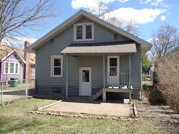 5th image of 79 East Ave N