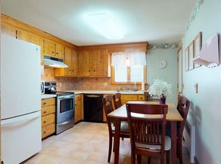 126-128 Varnum St #1, Arlington, MA 02474