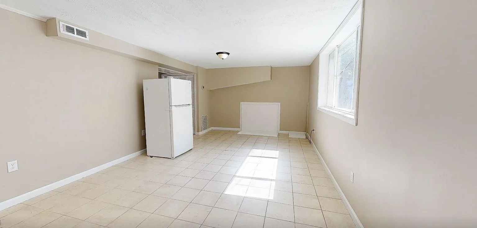 2 bed, 1.0 bath, 1658 sqft, $1,850 — Photo 3