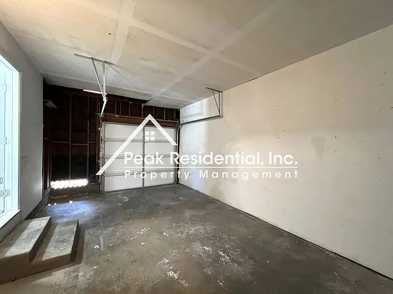 5807 Woodleigh Dr — Photo 19