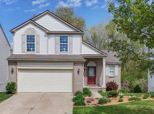 6219 Creekside Cir, Ypsilanti, MI 48197