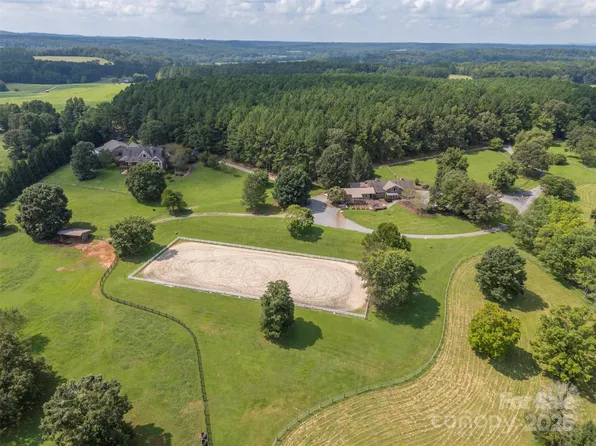 102 Uncle Coss Pond, Columbus, NC 28722