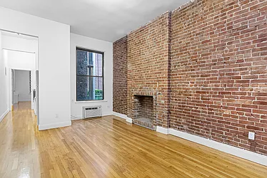 Rented by CitySites Real Estate Group