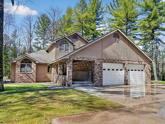 5th image of 1697 Wildwood Dr