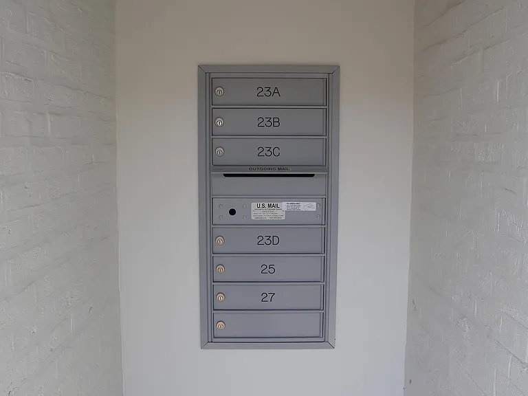 23-27 E Union St #23A — Photo 19