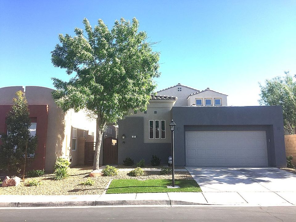 Gated Comm - Zero lot line