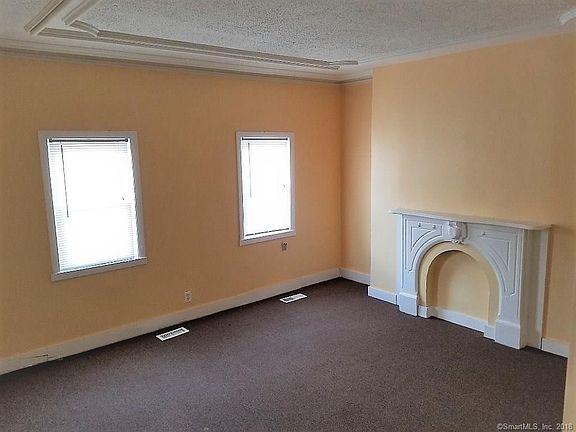 2nd image of 88 Daggett St APT 1
