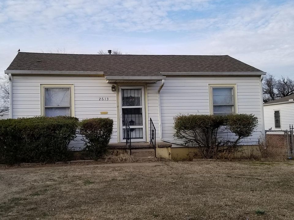 1st image of 2613 NE 20th St